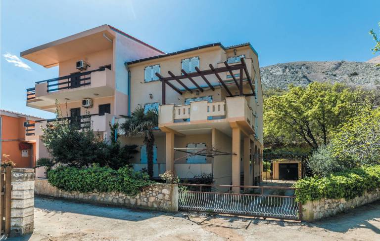 Apartman  Metajna