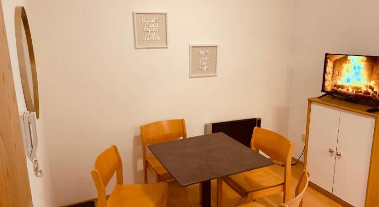 Apartment with 2 rooms for 4 persons — photo 5