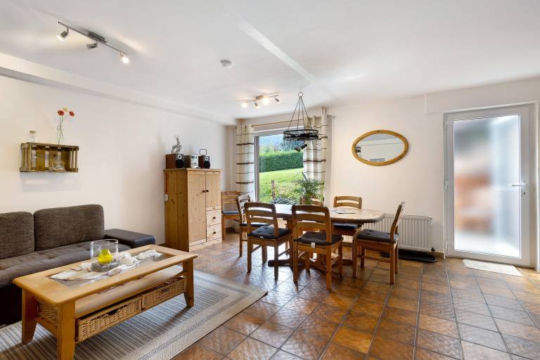 Holiday apartment with grill, terrace & garden | Garden view — photo 3