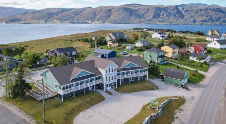 The Tides Inn