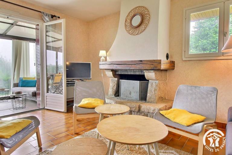 Gite with patio & yard | Pets are welcome — photo 2