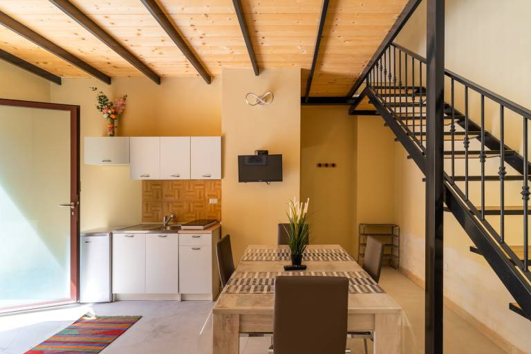 Holiday apartment with fast internet | City view — photo 2