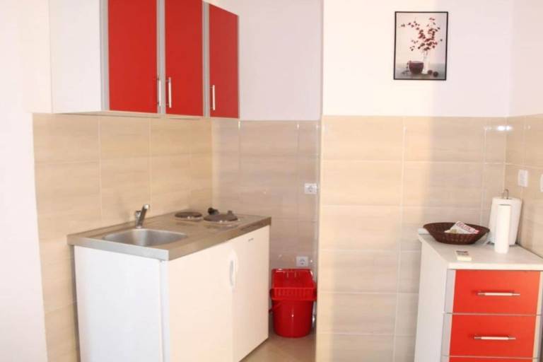 Ferienwohnung in Herceg Novi, Njivice für max. 2 Personen, Ferienwohnung in Herceg Novi, Njivice für max. 2 Personen,