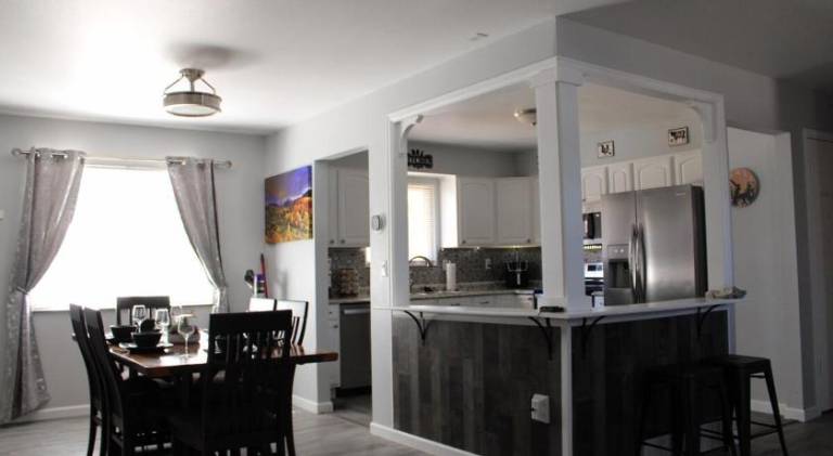 Vacation home with hot tub — photo 5