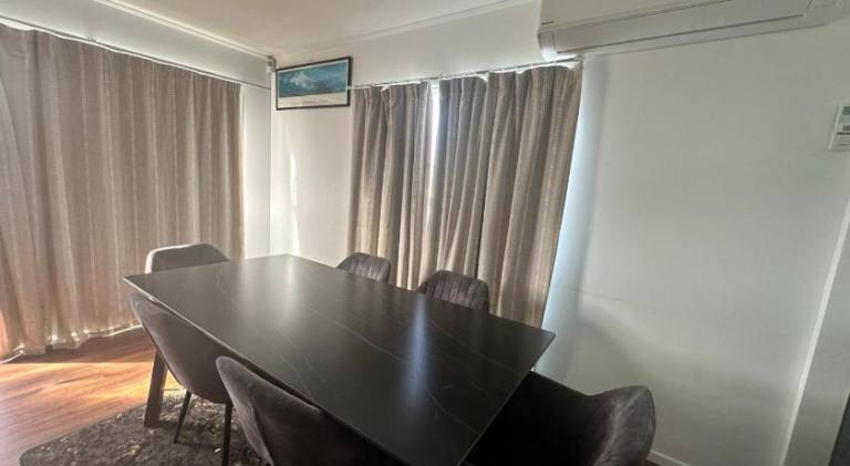 Cosy room in west auckland — photo 5