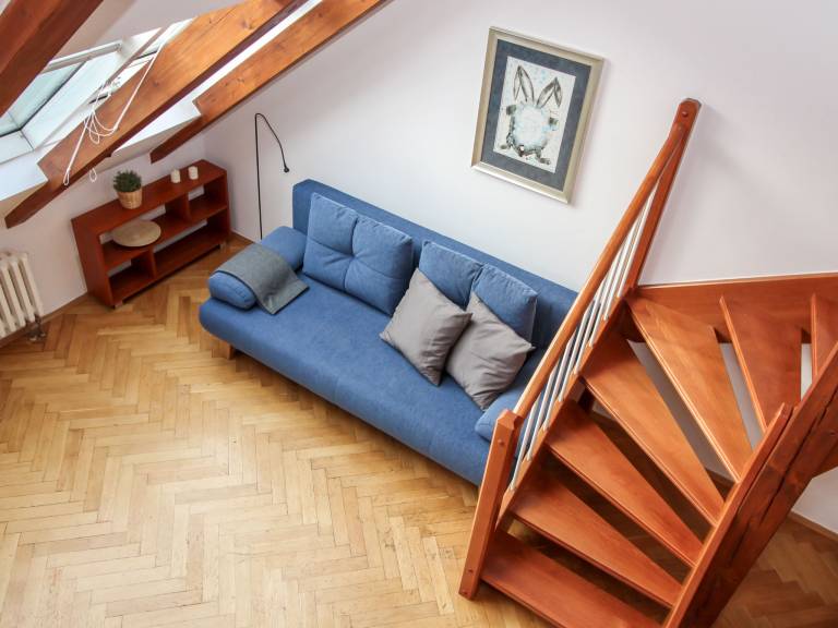 Apartment with yard | Close to Prague astronomical clock | Suitable for remote work — photo 2