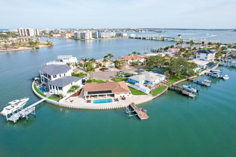 House Saint Pete Beach