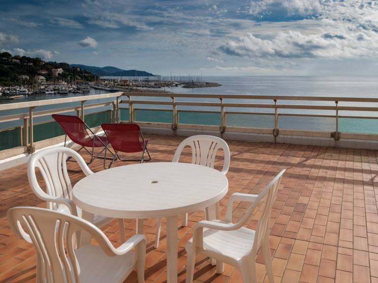 Studio Cap Bénat