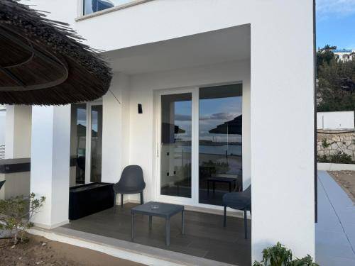 Marina Seaside Suites — photo 4