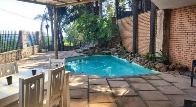 Sunset Cottage - Own Water - Own Electricity in Pretoria