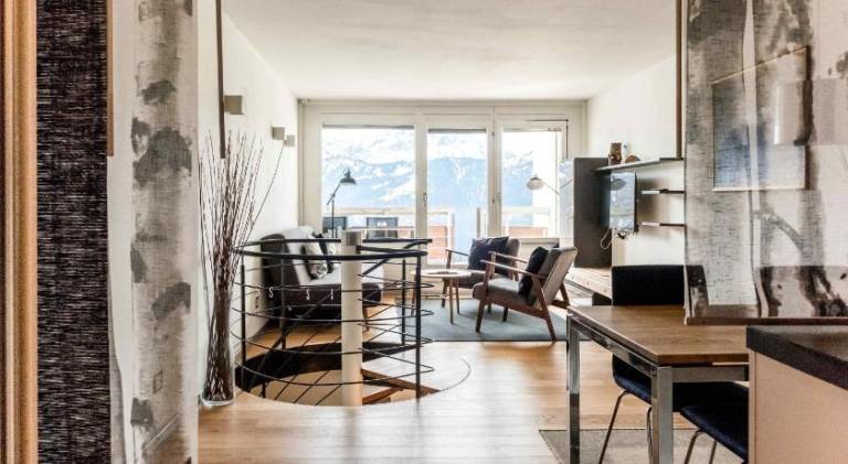Holiday apartment with pool in Unterseen