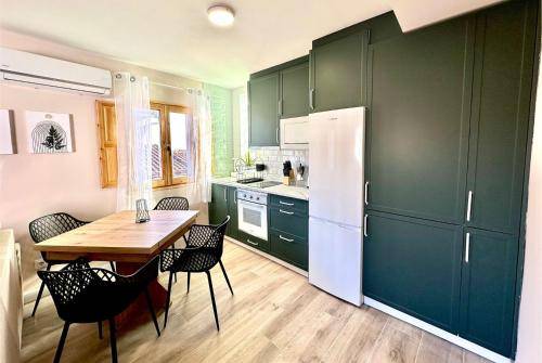 Holiday apartment with patio — photo 4
