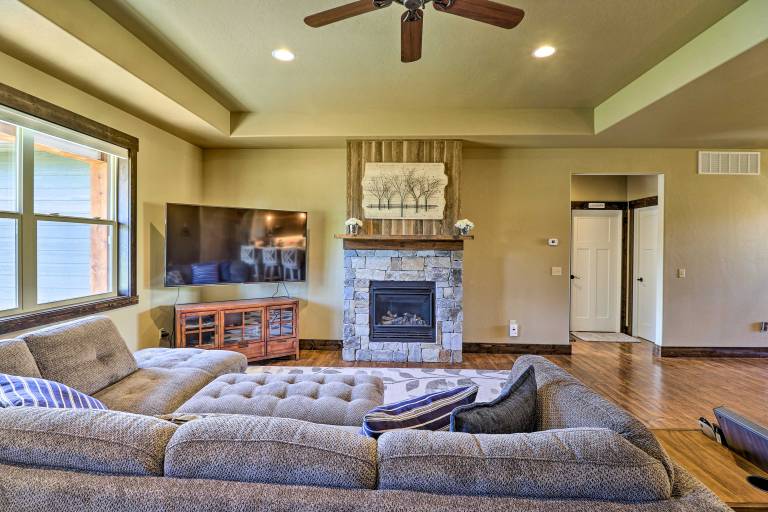 Modern Kalispell Home - 28 Mi to Glacier NP! — photo 5