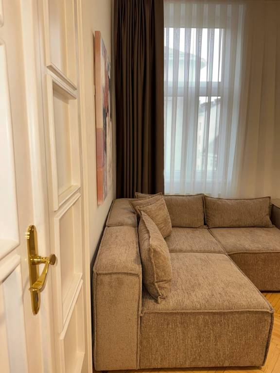 Child-friendly beautiful apartment with hot tub | City view | Pet-friendly — photo 2