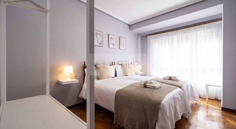 Holiday apartment with 3 rooms for 5 persons — photo 2
