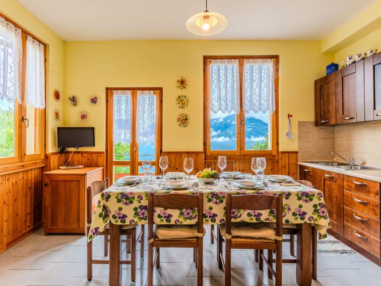 House with terrace, BBQ & garden | Mountain view — photo 3