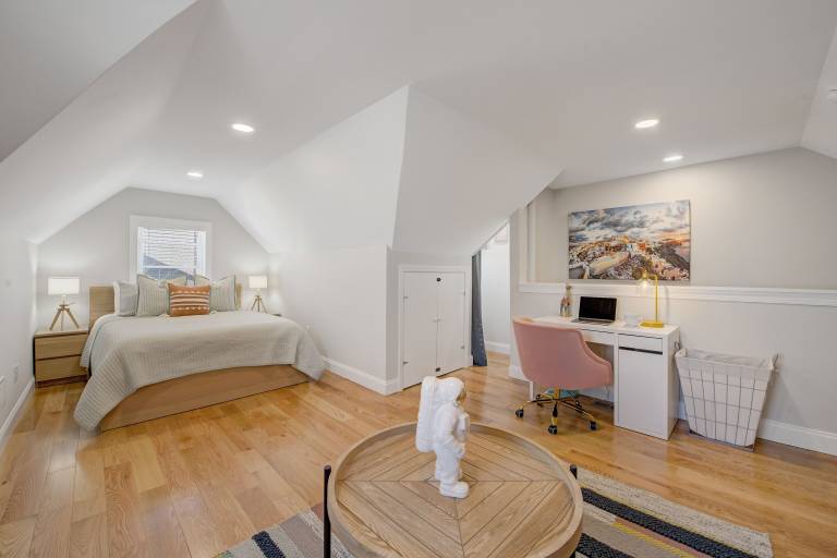 Condo  Hillsborough Township