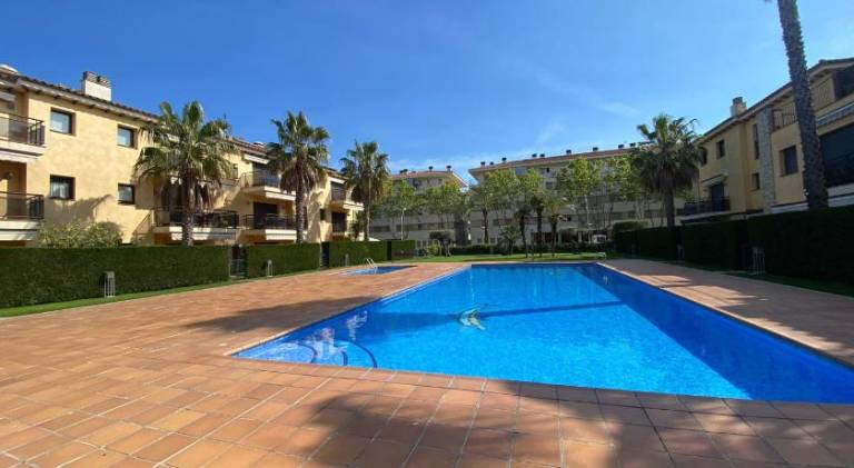 Apartment with pool | Pets allowed — photo 4