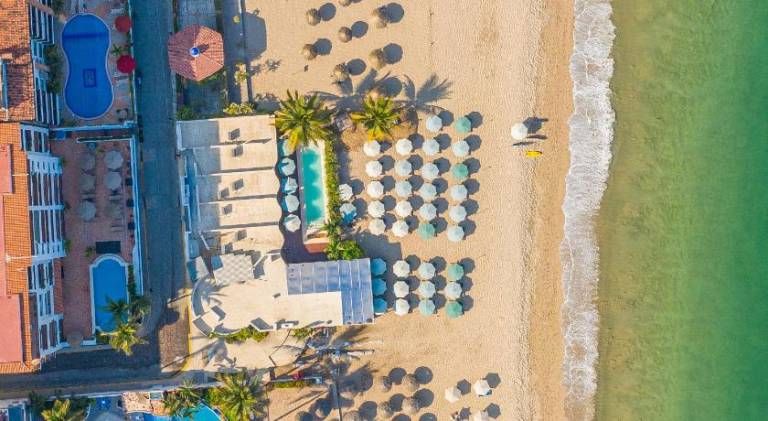 Rental apartment with patio & pool | Beach nearby | Dogs allowed in Puerto Vallarta
