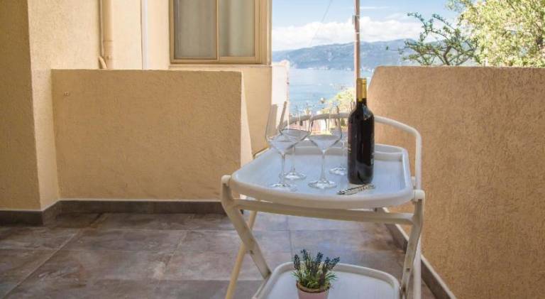 Holiday apartment with 2 rooms for 5 persons — photo 3