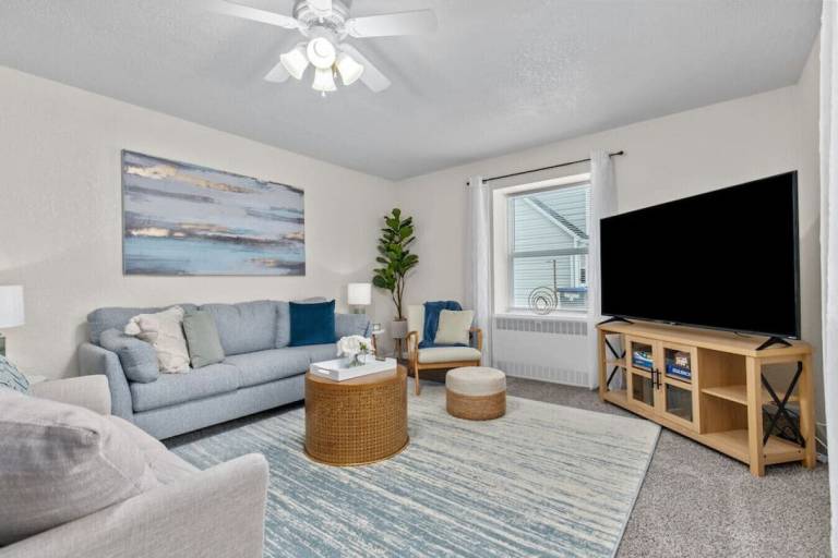 Apartment  Sheboygan