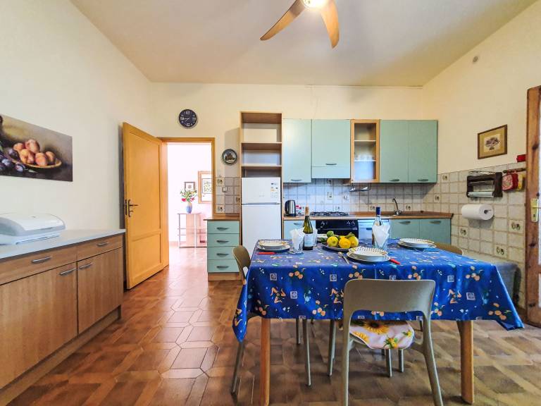 Fully equipped house with terrace, yard & BBQ | Dogs allowed — photo 5