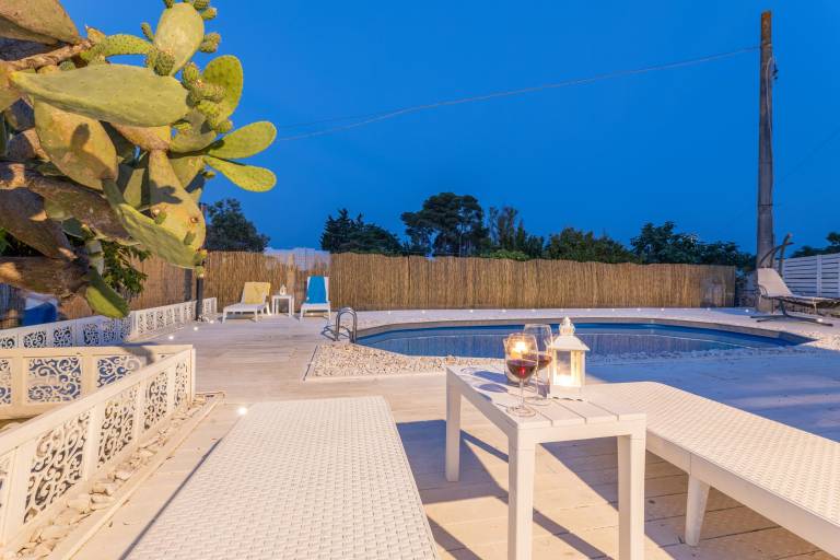Charming villa with private pool, barbecue & garden | Pets are welcome — photo 2