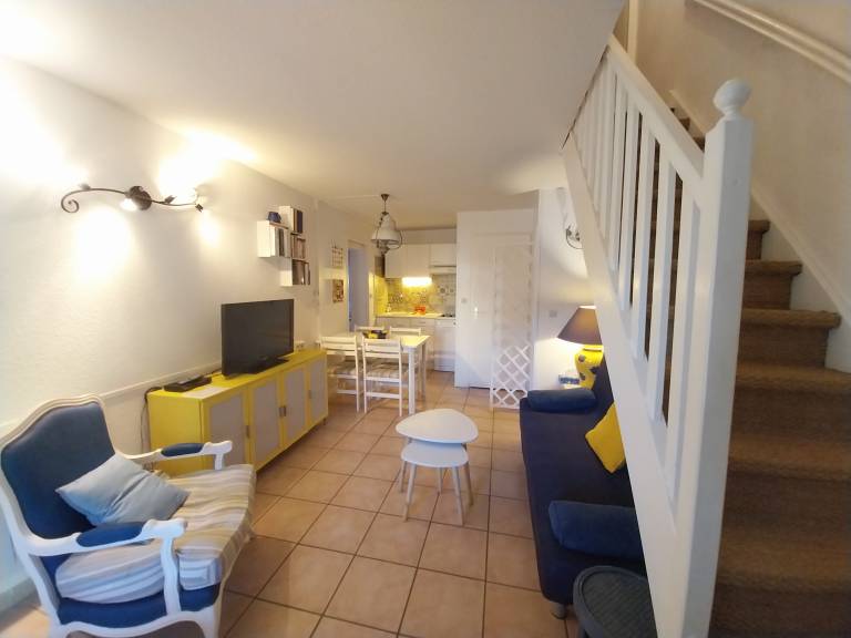 House with terrace, garden & BBQ — photo 3