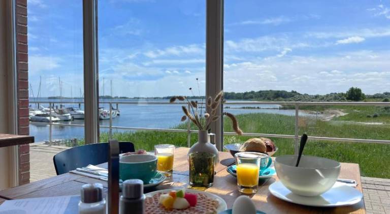 Bades Huk Marina Hotel — photo 3