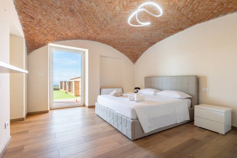 Villa with 4 rooms for 8 persons — photo 5