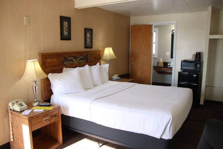 Townhouse Motel — photo 2