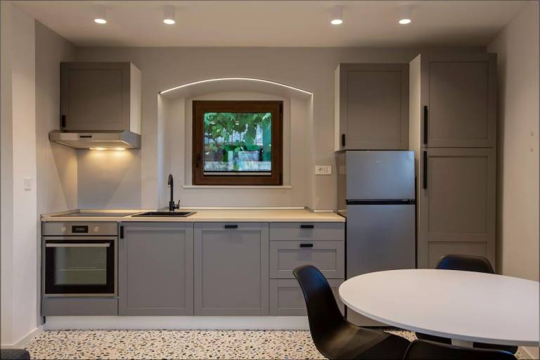 House with 1 room for 4 persons — photo 3