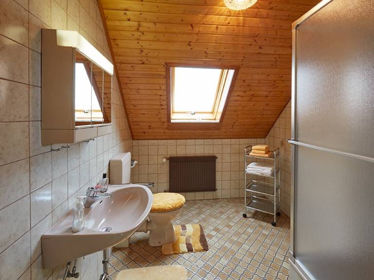 Child-friendly apartment with grill, fast internet & garden | Garden view | Suitable for remote work | Dogs allowed — photo 4