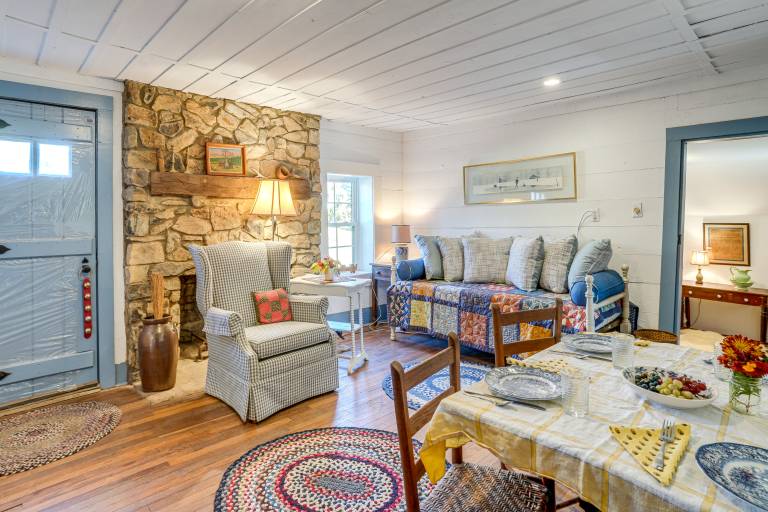Blue Ridge Retreat! Cottage on the Rapidan River — photo 2
