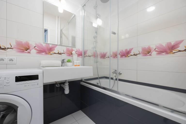Rental apartment with fast internet | Close to Nowy Świat Street — photo 5