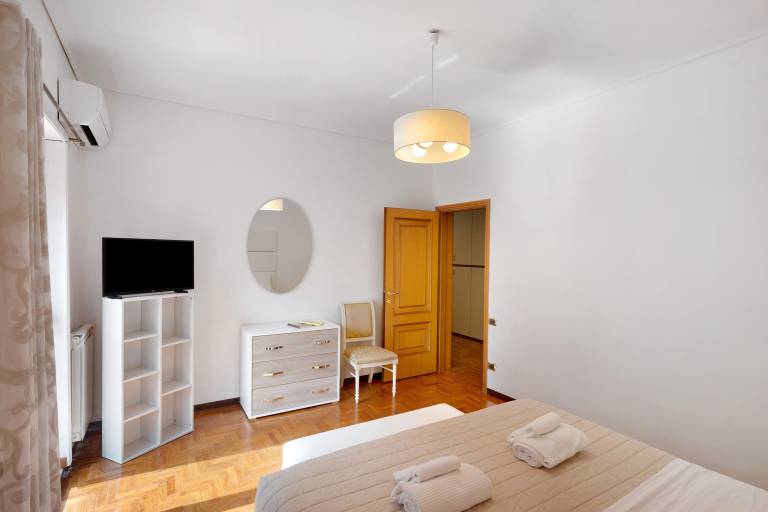 Spacious apartment with garden, terrace & fast internet | City view | Suitable for remote work | Dogs allowed — photo 4