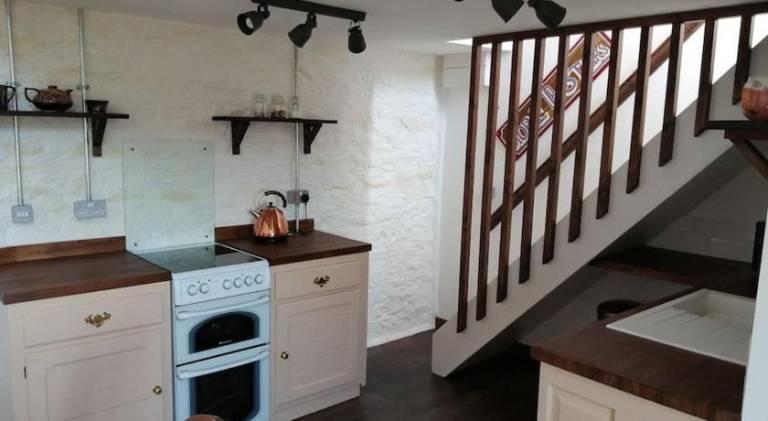 House with 2 rooms for 4 persons — photo 2