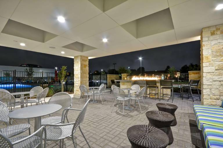 Home2 Suites by Hilton Dallas Addison — photo 3
