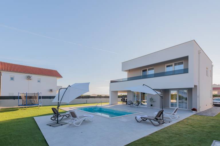 Stunning Villa Marea with a private pool — photo 5