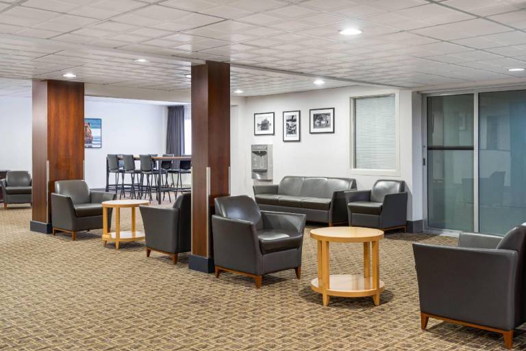 Sternwheeler Hotel & Conference Centre, Trademark by Wyndham — photo 4