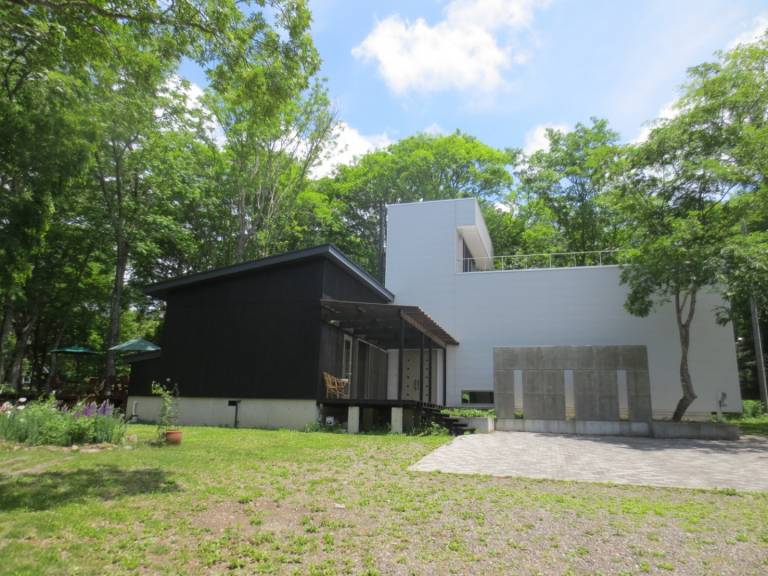 House  Hara
