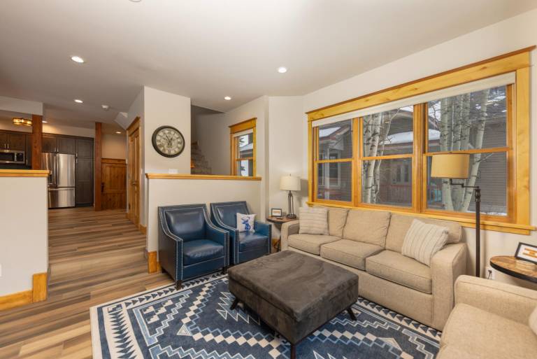 Family-friendly lovely house with jacuzzi, BBQ & fast internet | City view | Ski nearby | Pets allowed — photo 4