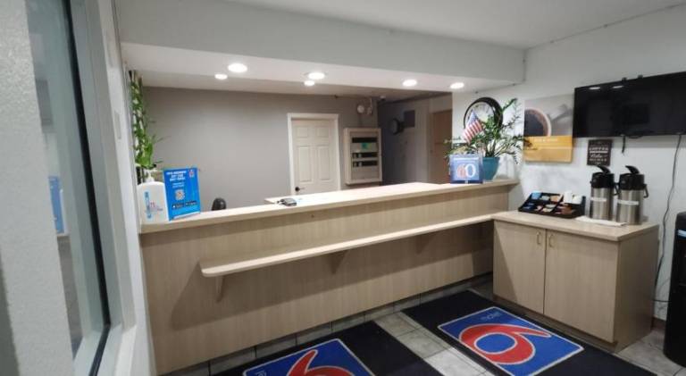 Motel 6 Alamogordo, NM — photo 2