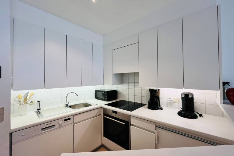 Wonderful rental apartment with terrace | Sea view | Beach nearby | Pets are welcome — photo 2