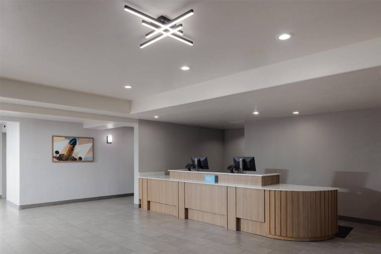Hampton Inn & Suites Palmdale — photo 4
