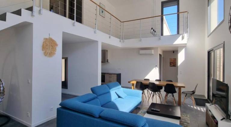 Villa with terrace, barbecue & private pool — photo 2