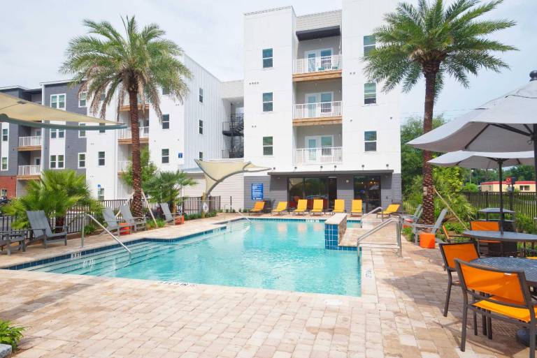 Grand Two Bedroom Two Bathroom Apartment with Balcony by The Scholar — photo 3