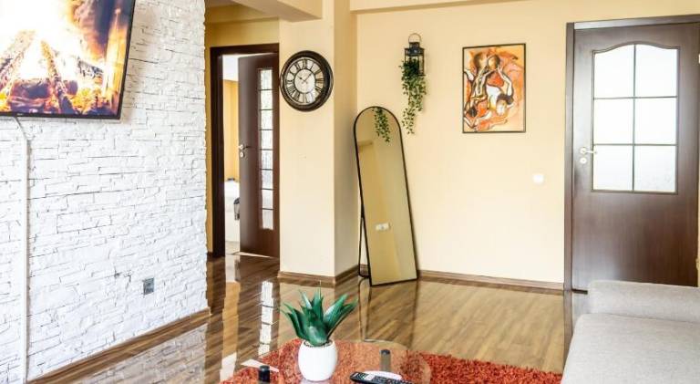 Pleasant holiday apartment | Next to Palace of the Parliament | Pet-friendly — photo 4