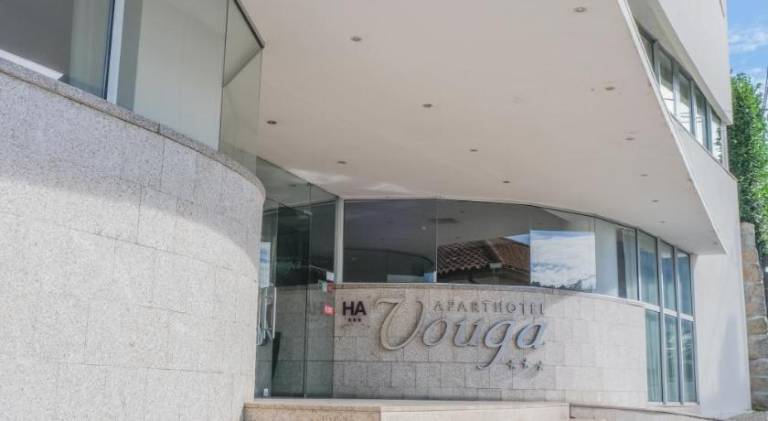 Serviced apartment with yard & terrace | Perfect for remote work | Pets allowed in Viseu