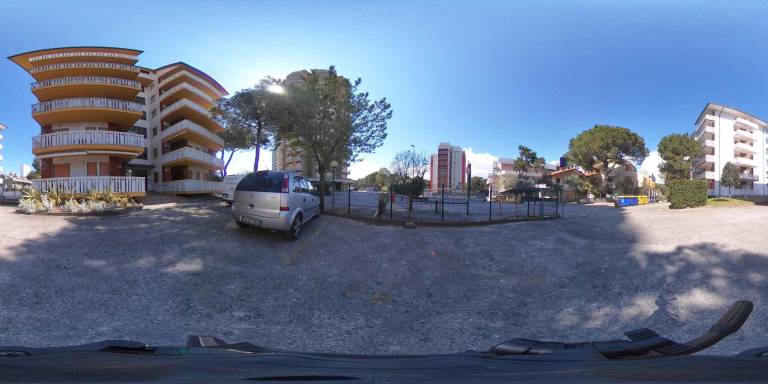Rental apartment with yard — photo 4